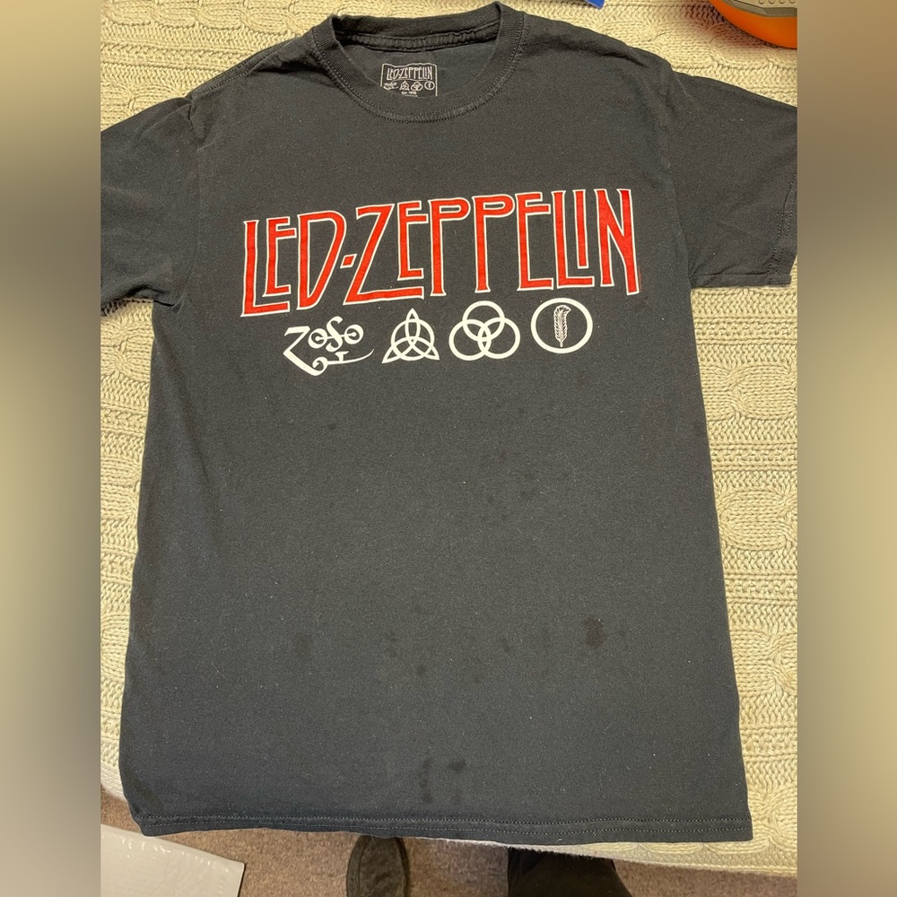Led Zeppelin shirt